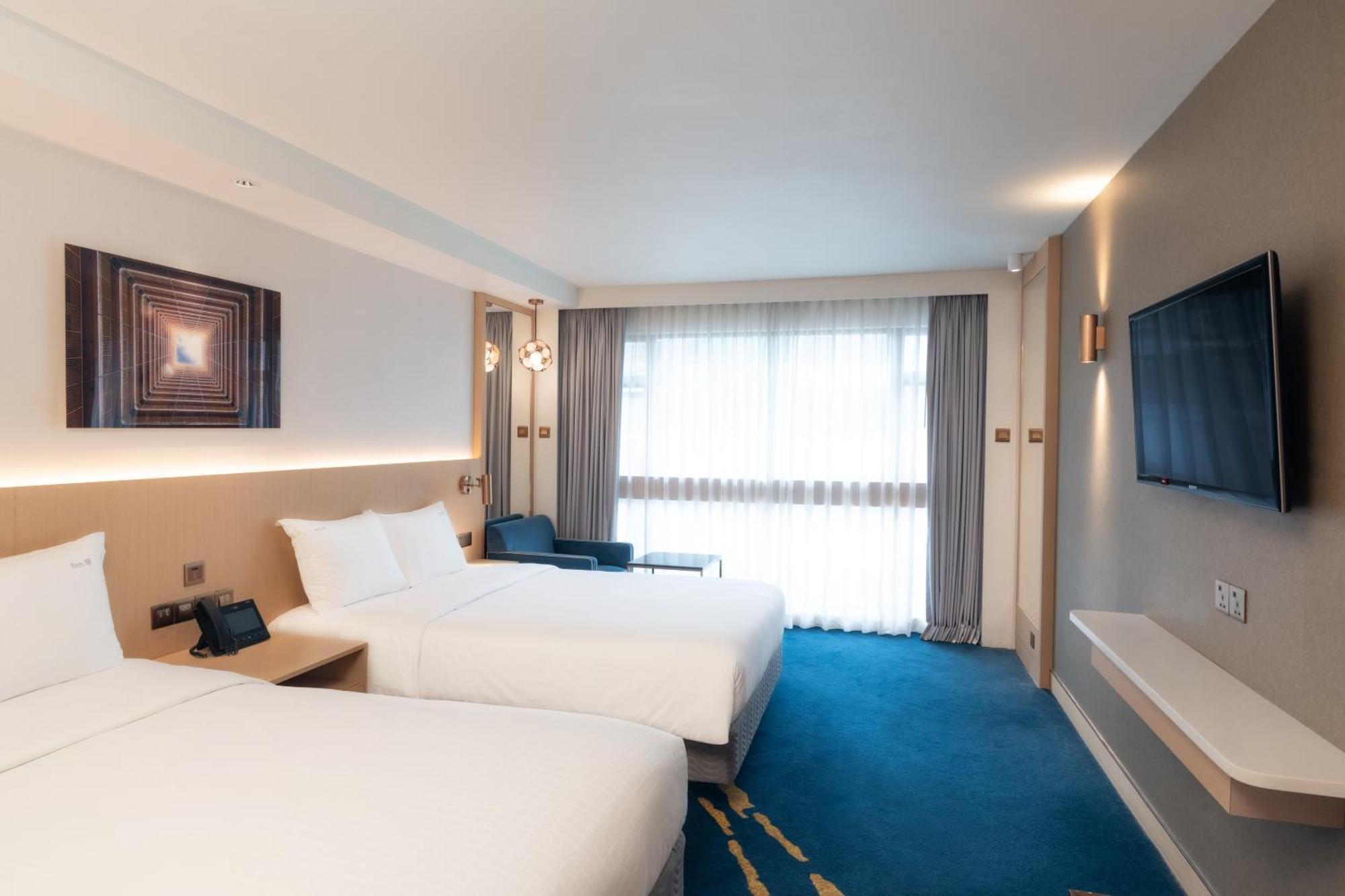 Holiday Inn Golden Mile By Ihg Хонконг Екстериор снимка