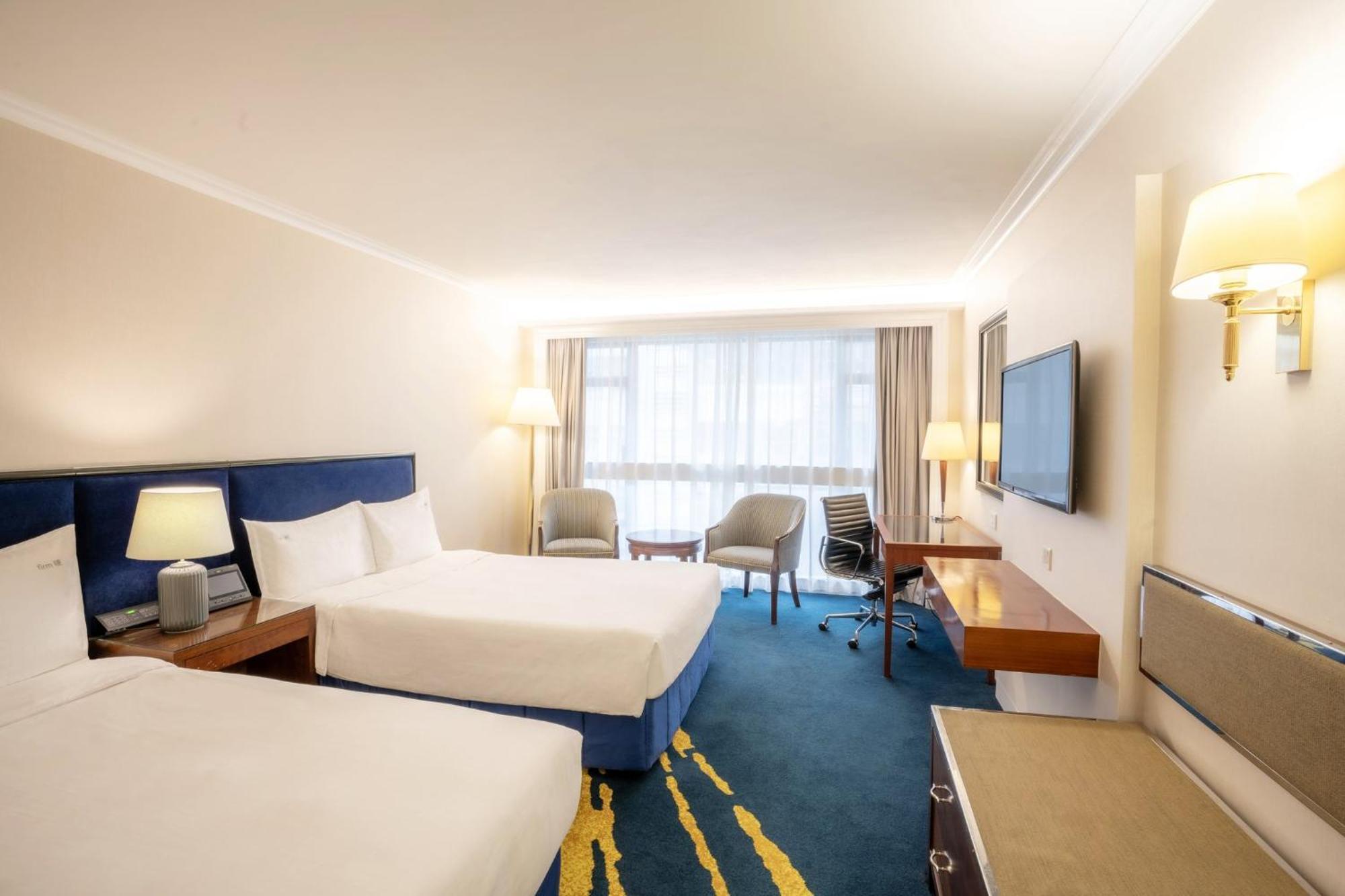 Holiday Inn Golden Mile By Ihg Хонконг Екстериор снимка