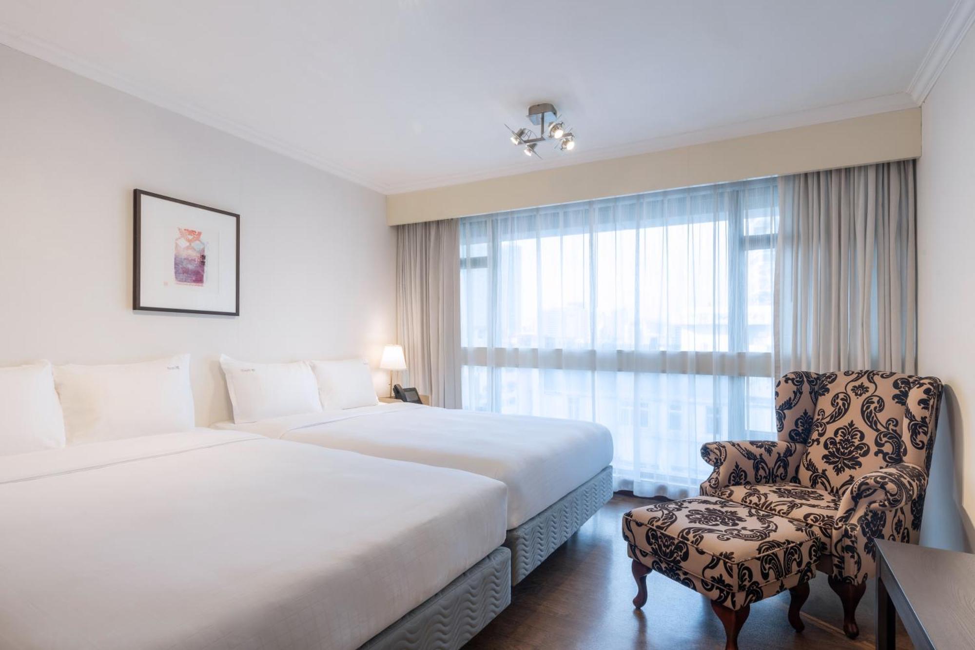 Holiday Inn Golden Mile By Ihg Хонконг Екстериор снимка